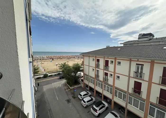 Appartamento Flat With Side Sea View Just Steps From The Bibione